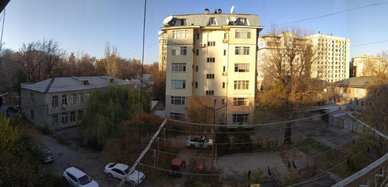 Aura On Erkindik Boulevard Biszkek Zewnętrze zdjęcie