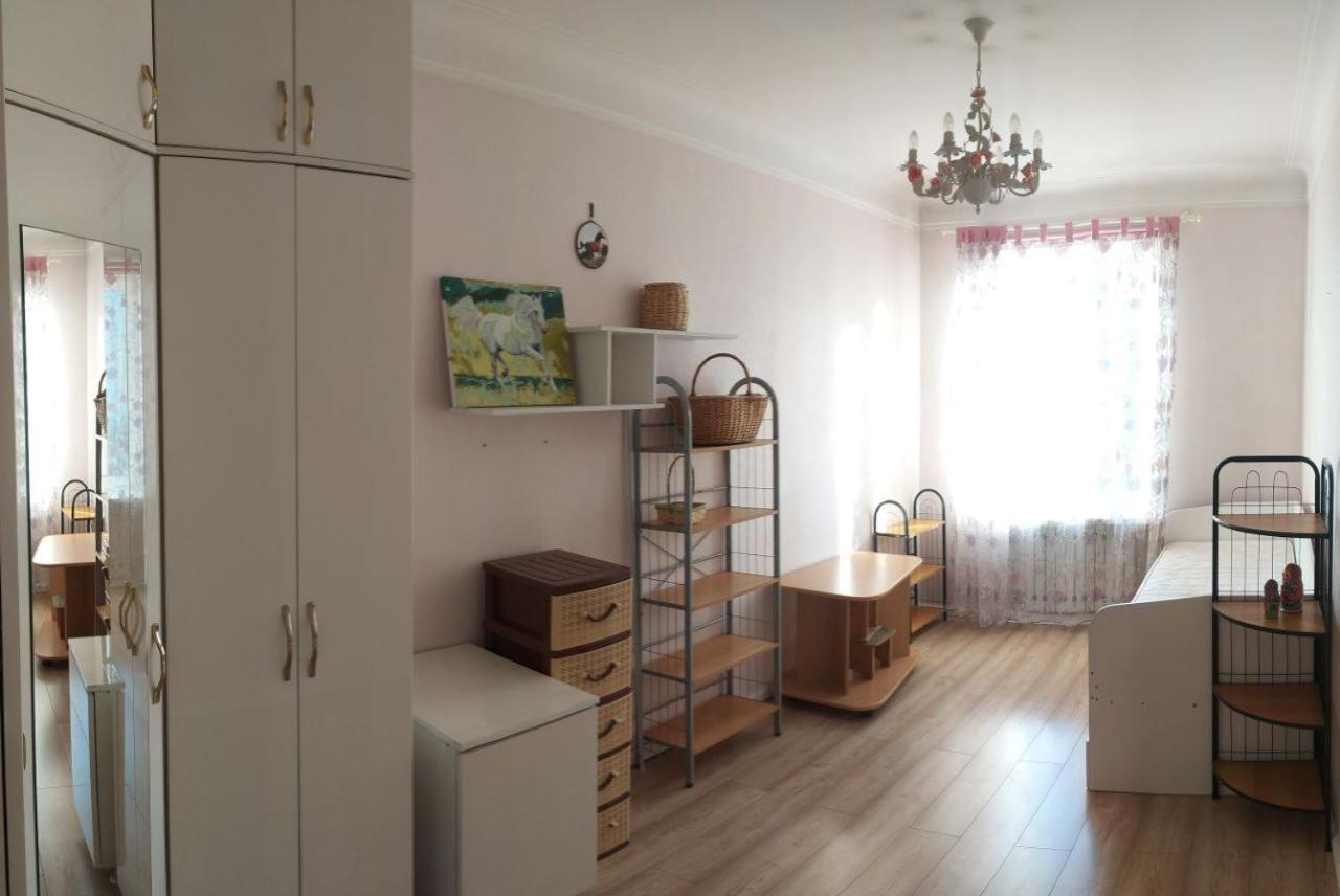 Aura On Erkindik Boulevard Biszkek Zewnętrze zdjęcie